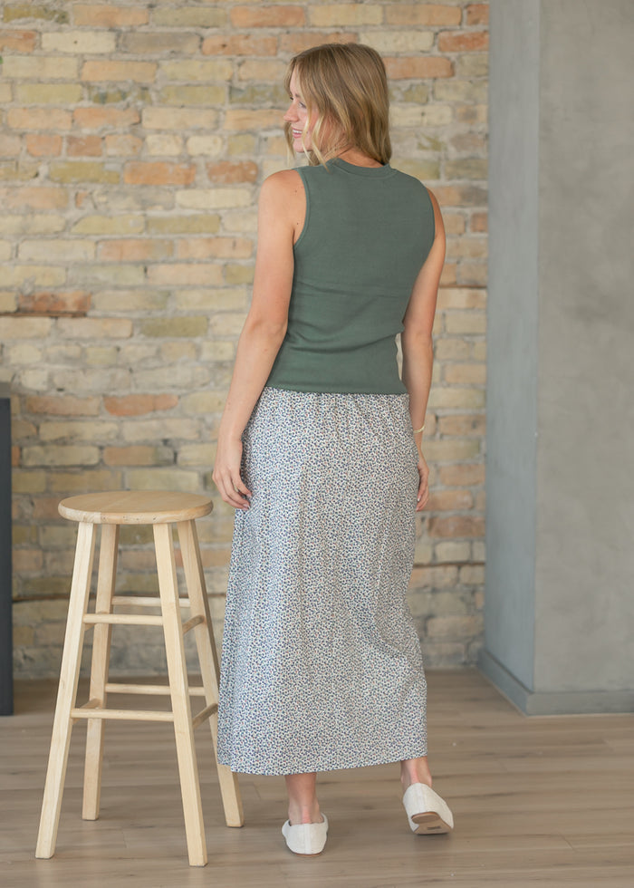 Basic Evergreen Knit Sleeveless Top FF Tops