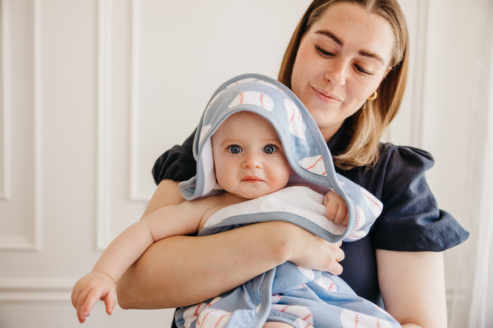 Slugger Premium Knit Hooded Towel