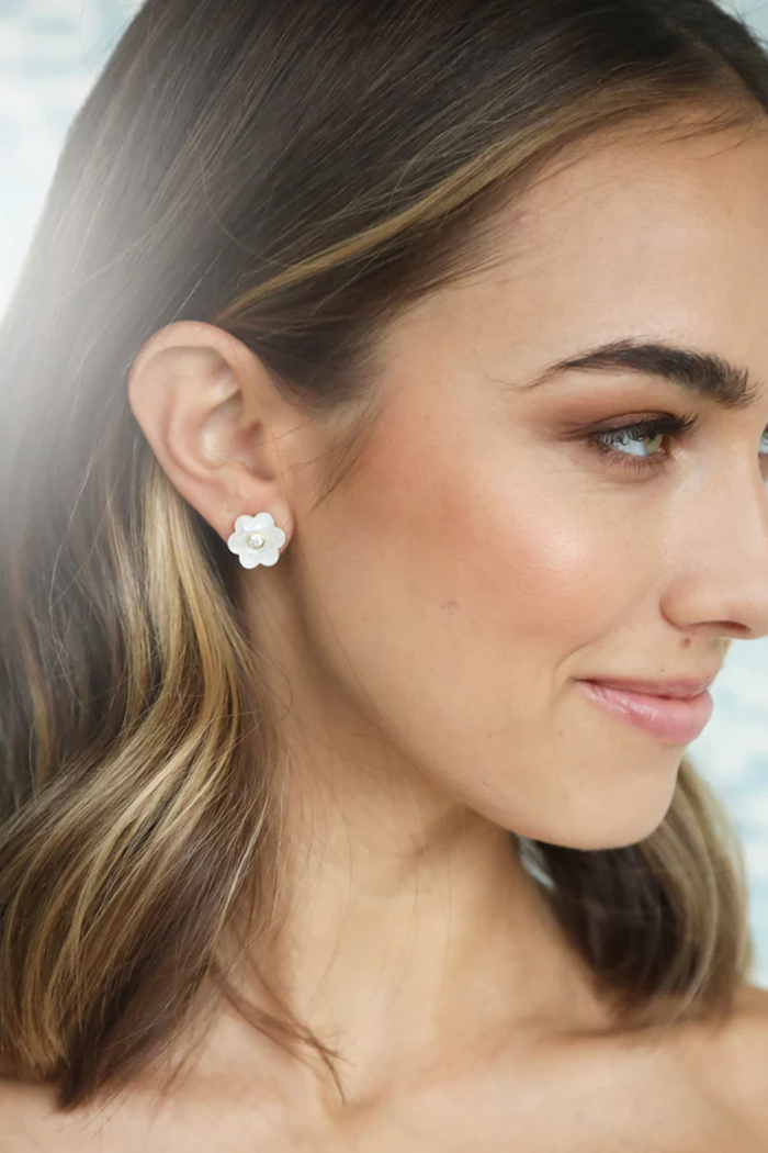 Angelina Stud