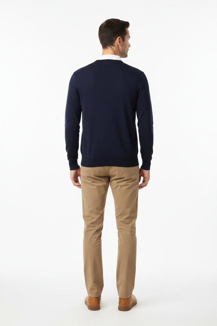 Branberry Angus V-Neck Navy — Studio Back