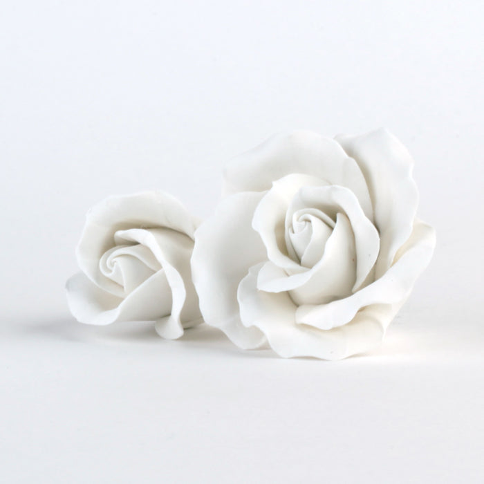 Assorted Size Garden Roses - White