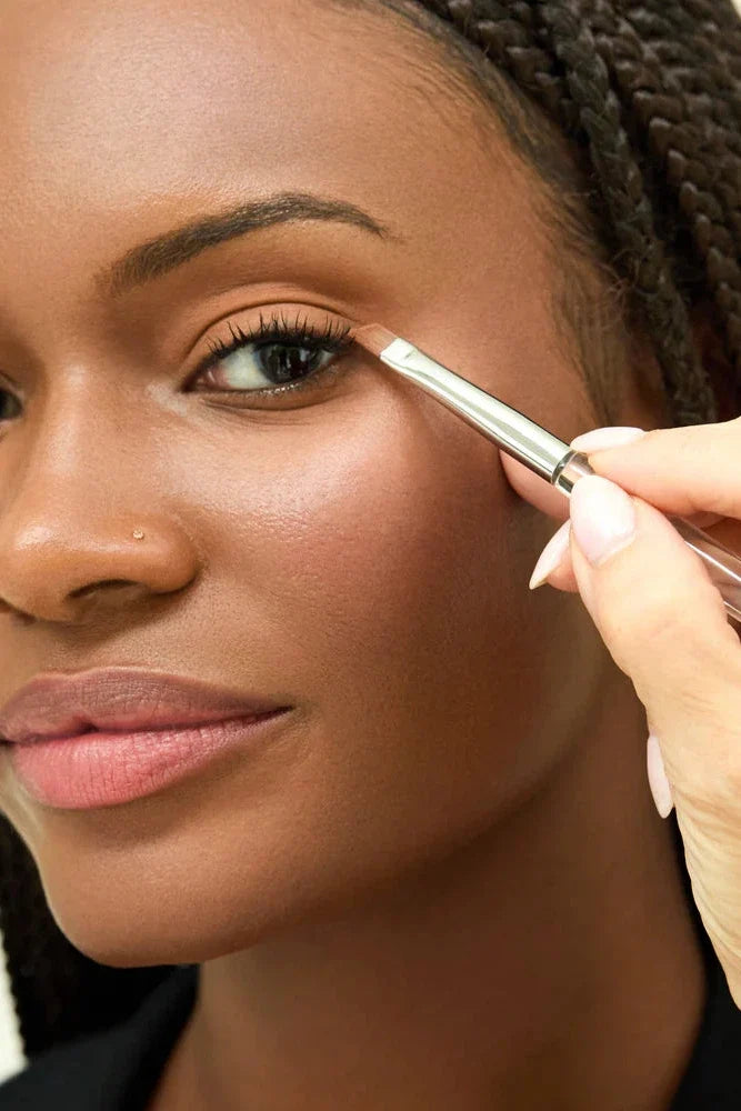 Brush 50 Angled Eye Lining
