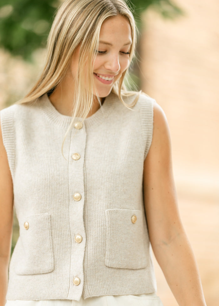 Classic Crewneck Button Up Sweater Vest FF Tops