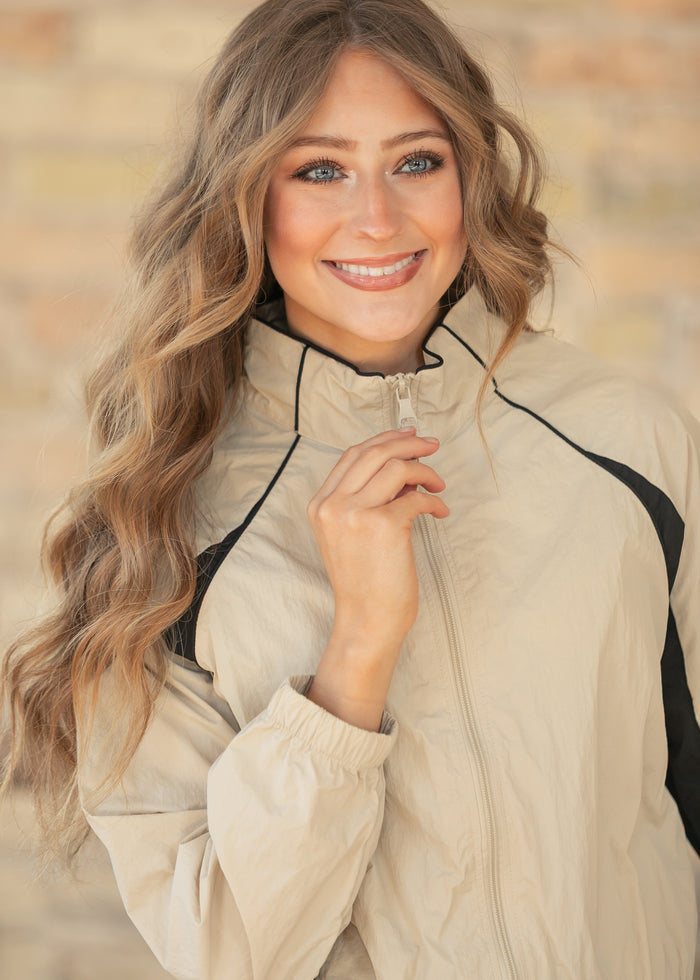 Contrast Long Sleeve Zip-Up Jacket FF Layering Essentials