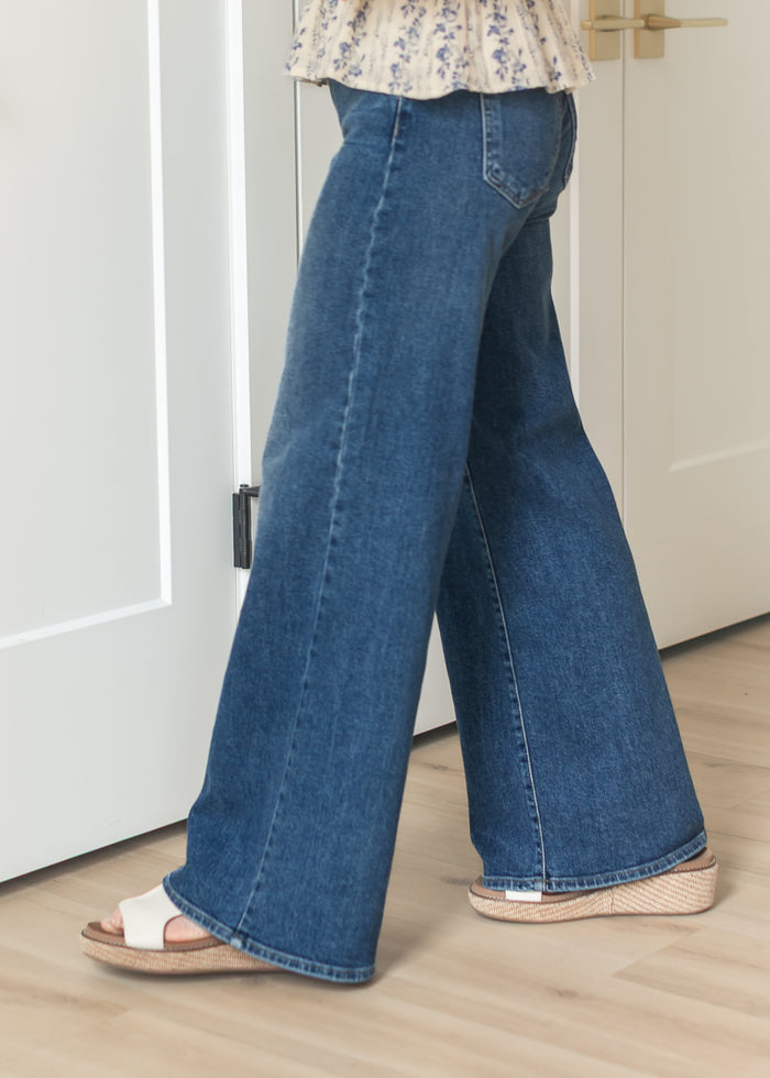 Dark Wash Wide Leg Jeans FF Pants