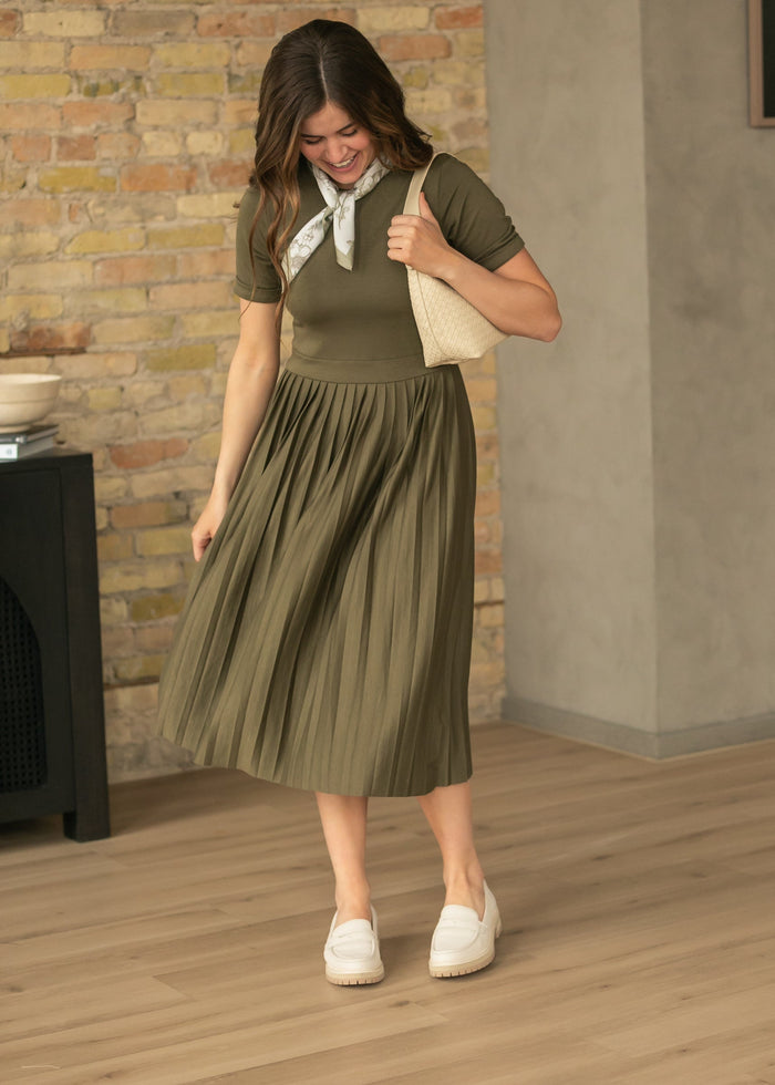 Emersyn Olive Pleated Midi Dress IC Dresses