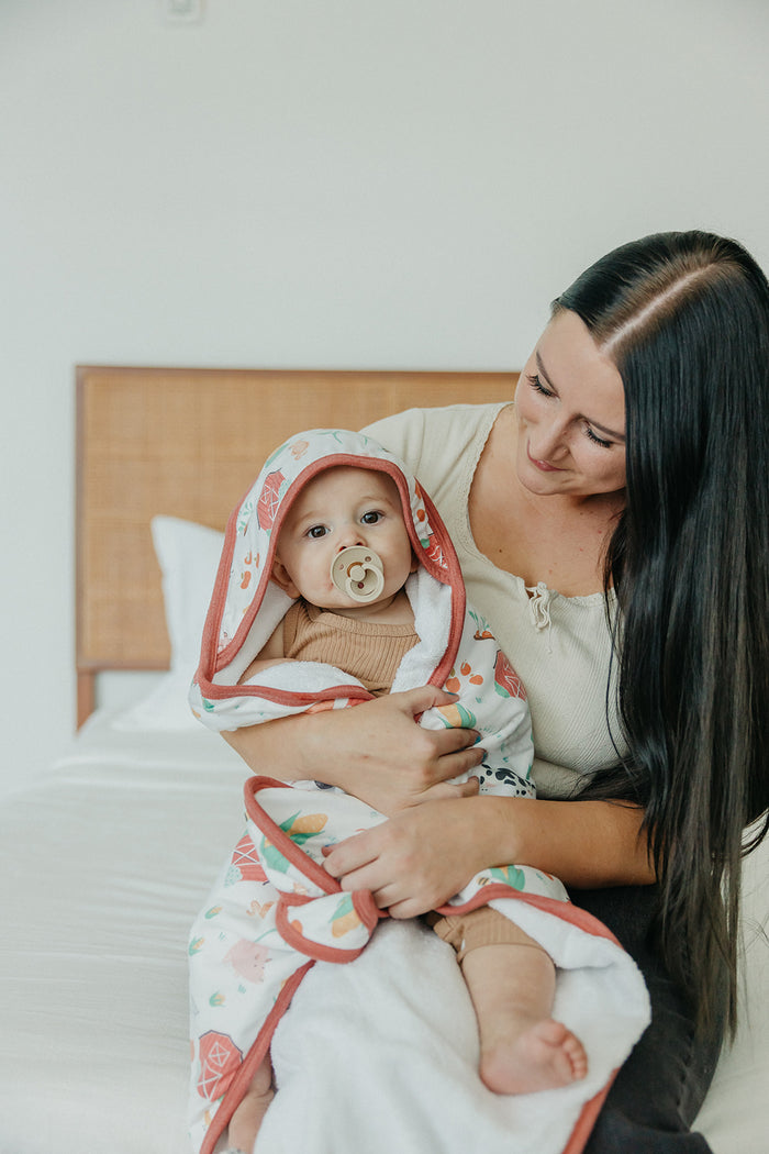 Farmstead Premium Knit Hooded Towel