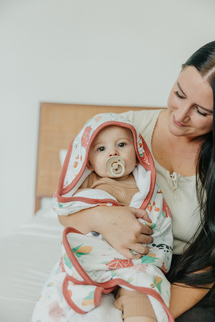 Farmstead Premium Knit Hooded Towel