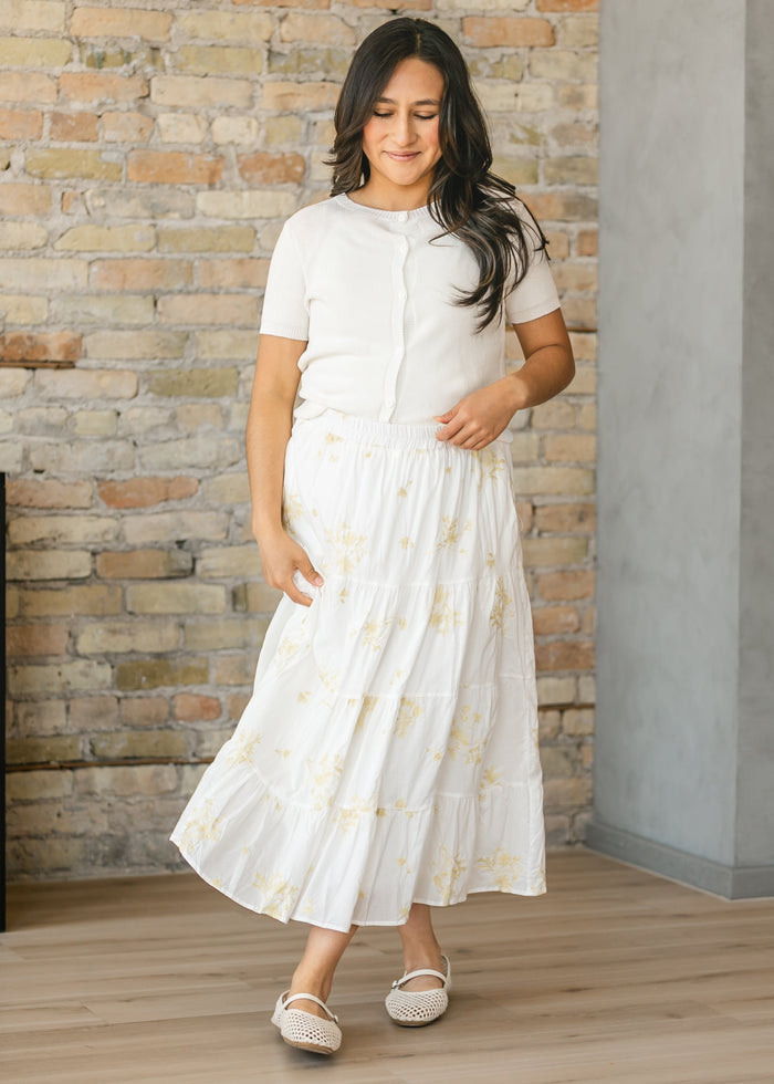 Floral Embroidered Elastic Waist Skirt FF Skirts