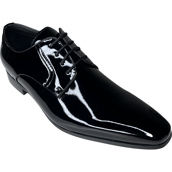 Florsheim Bolero Black

Like the music it is named for, the Florsheim Bolero Plain Toe Derby is both elegant and powerful. What begins with a subtle silhouette, builds to a crescendo t…
$210.00 AUD