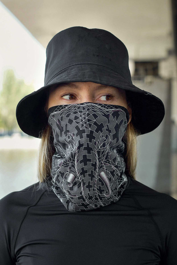Ganescher Neck Gaiter Black — Image 3 by Symbolika