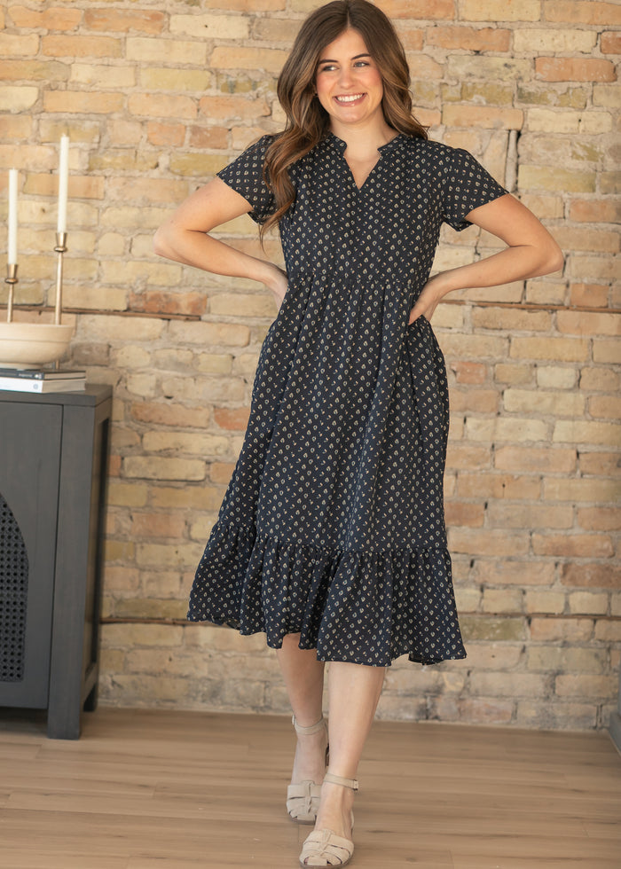 Jaydrien Navy Short Sleeve Midi Dress IC Dresses