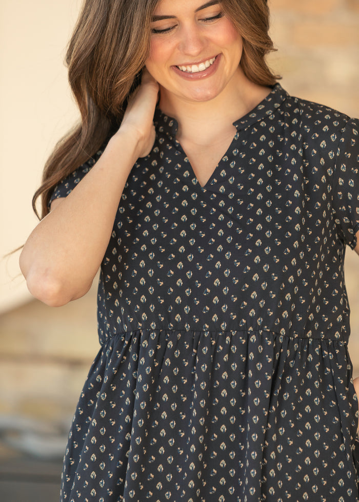 Jaydrien Navy Short Sleeve Midi Dress IC Dresses