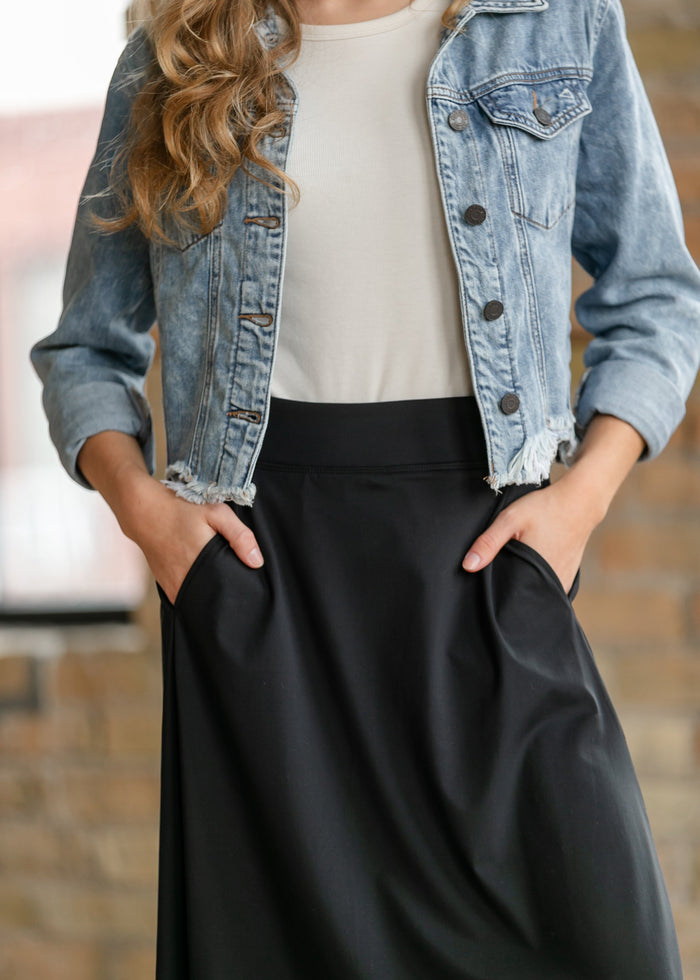 Jo Lightweight Active A-Line Midi Skirt IC Skirts