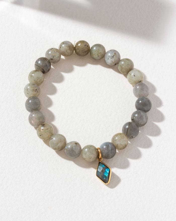 Luna Norte - You're A Gem Charm Stretch Bracelet - Labradorite
