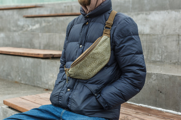 Molekula Mono Fanny Pack - Khaki | Molecular Geometry Canvas Bag