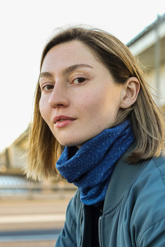 Molekula Mono Neck Gaiter - Steel Blue