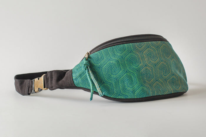 Morcels Gradient Fanny Pack - Emerald Psychedelic Mushroom Design