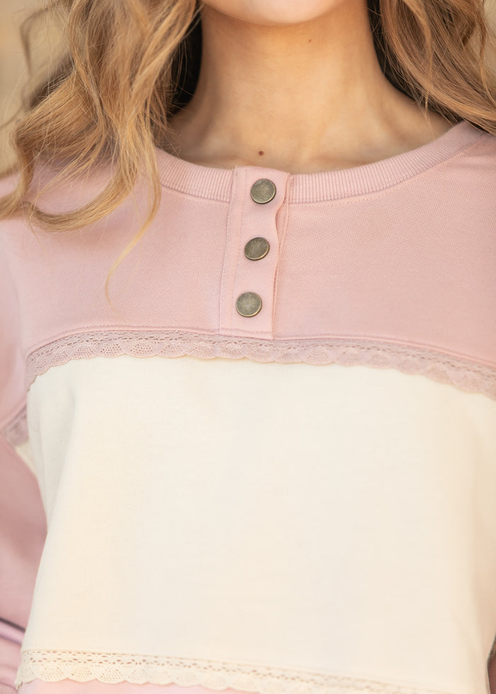 Oversize Lace Trim Pullover FF Tops