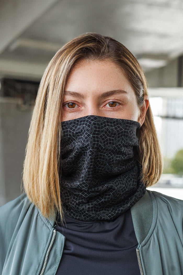 Penrose Mono Neck Gaiter - Black