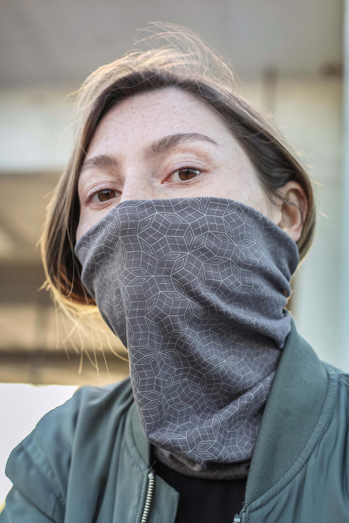 Penrose Mono Neck Gaiter - Grey - symbolika