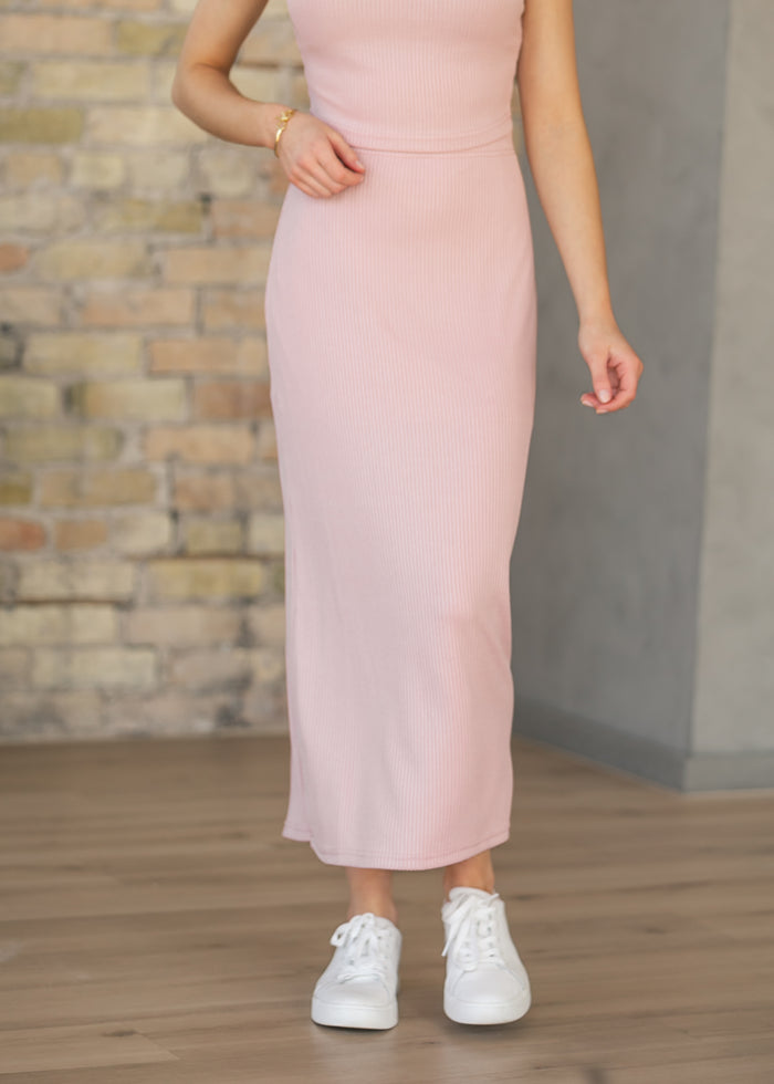 Pink Ribbed Knit Top & Skirt Set FF Tops