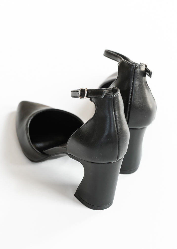 Pointed Toe Flare Block Heel Shoes