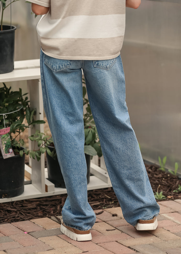 Relaxed Straight Leg Jeans FF Pants
