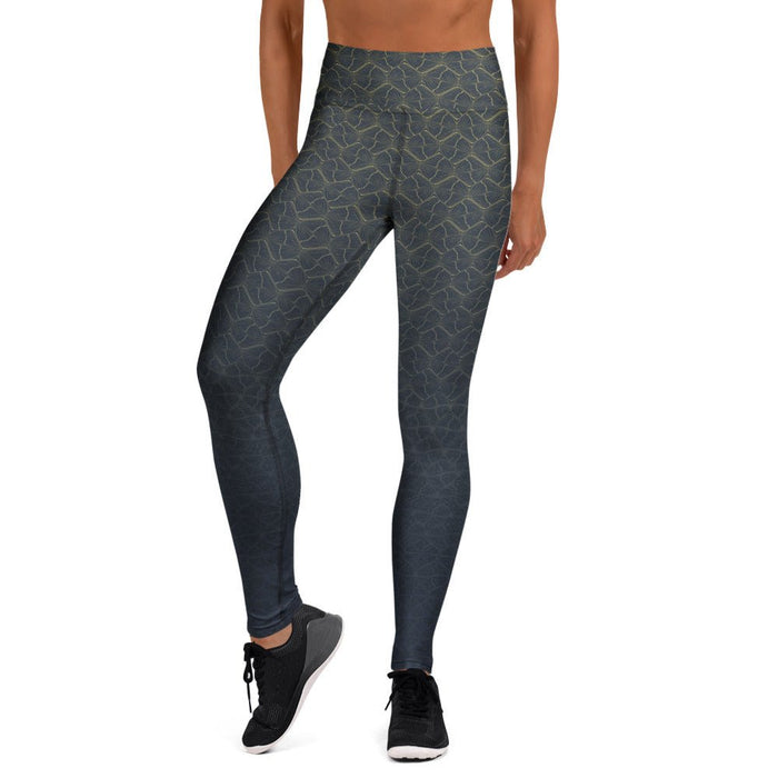 Shipibo Butterfly Amber Grey - Warm Gradient Yoga Leggings - symbolika