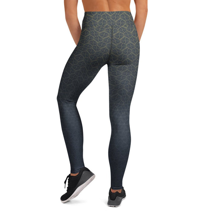 Shipibo Butterfly Amber Grey - Warm Gradient Yoga Leggings - symbolika