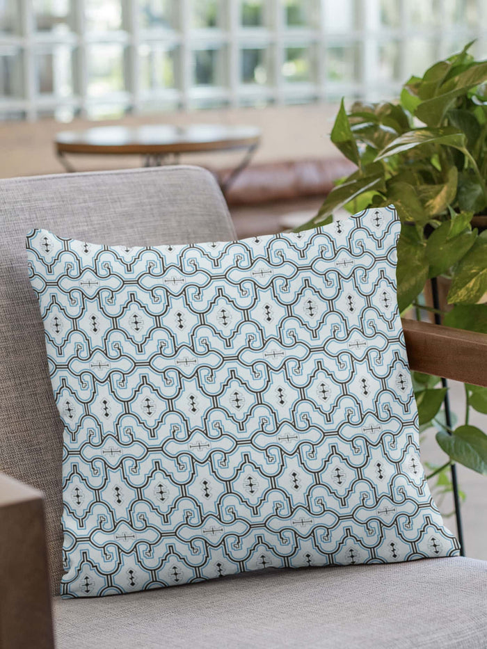 Shipibo Classic - Square Pillow (L) - symbolika