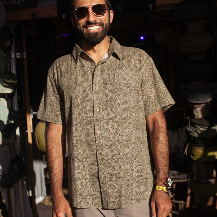 SHIPIBO CONIBO Half Sleeve Button Up Shirt - symbolika