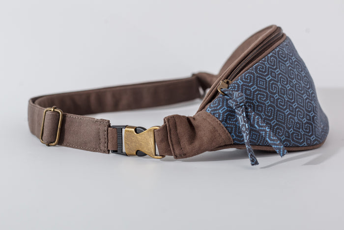 Shipibo-Conibo Lava Grey Fanny Pack - Grey
