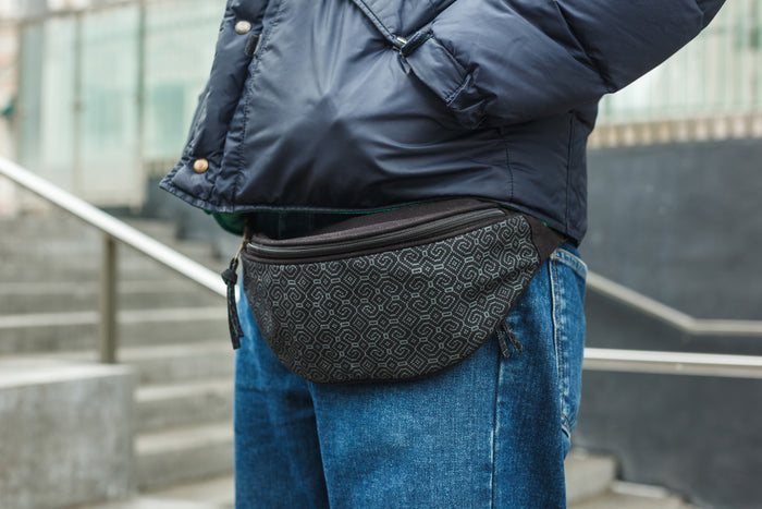 Shipibo-Conibo Mono Fanny Pack - Black