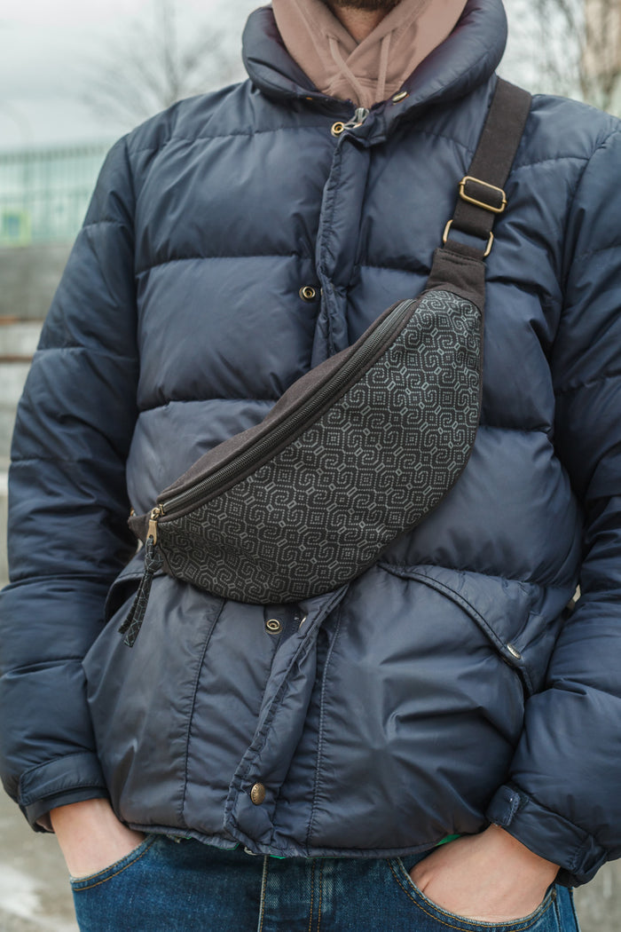 Shipibo-Conibo Mono Fanny Pack - Black