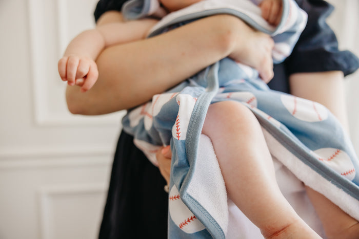 Slugger Premium Knit Hooded Towel