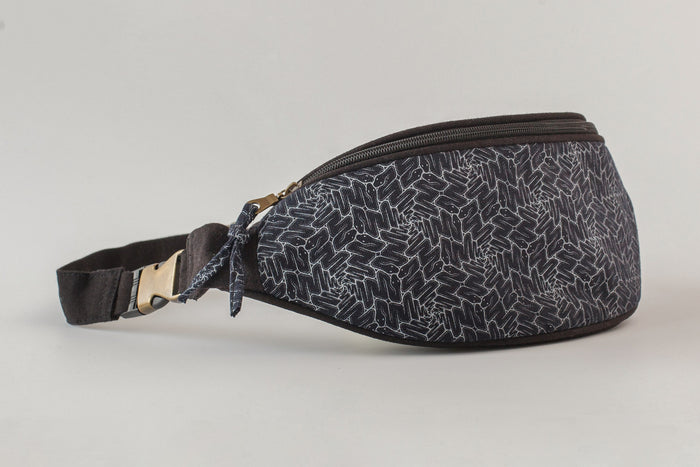 Snaxagon Mono Fanny Pack - Black