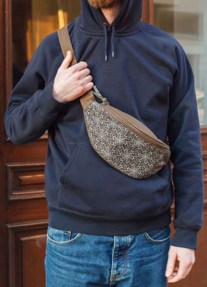 Snaxagon Mono Fanny Pack - Brown