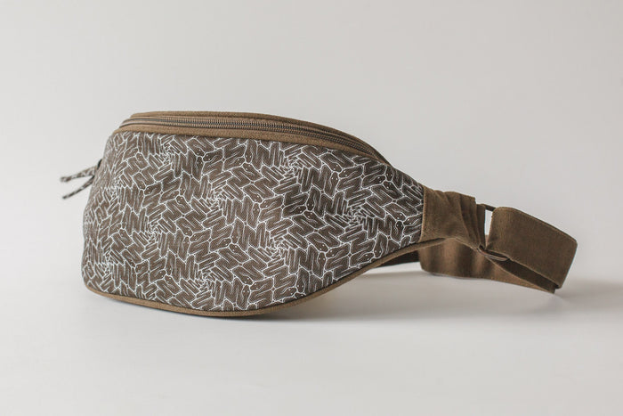 Snaxagon Mono Fanny Pack - Brown