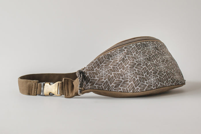 Snaxagon Mono Fanny Pack - Brown
