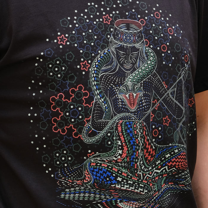 Song Weaving T-Shirt Black — Image 2 by Symbolika
