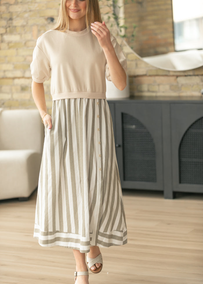 Stripe Short Sleeve Sweater Maxi Dress FF Dresses