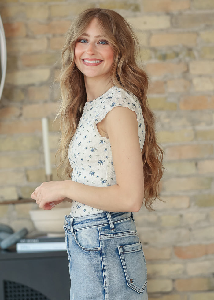 Textured Blue Floral Cap Sleeve Top FF Tops