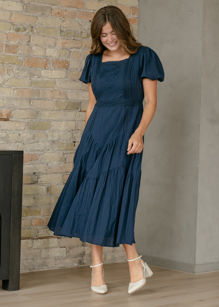 Textured Square Neck Woven Midi Dress FF Dresses