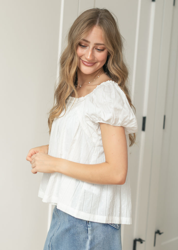 Things Between® Ruffle Detail Top FF Tops M