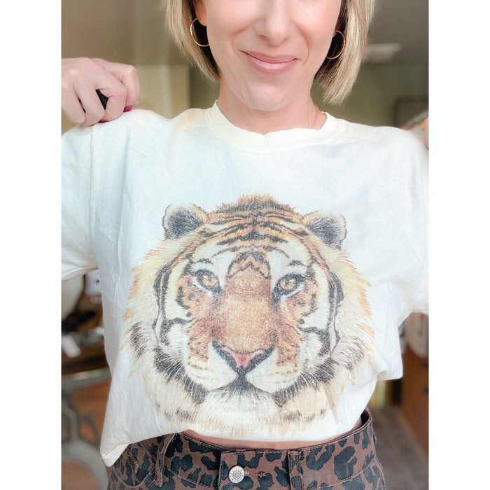 Tiger Vintage Graphic Crop Tee