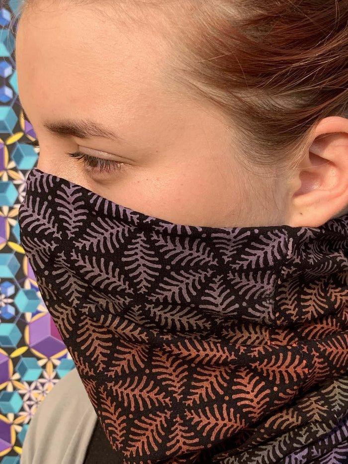 Tricoma Gradient Neck Warmer and Dust Mask - symbolika