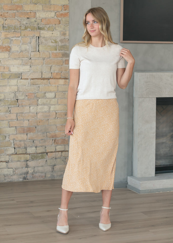 Ultra Soft Oatmeal Short Sleeve Sweater FF Tops