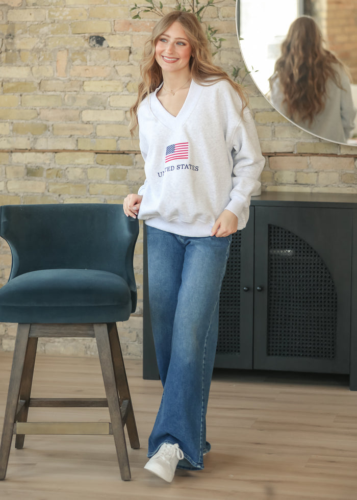 V-Neck USA Pullover Sweatshirt FF Tops