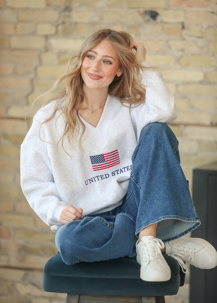 V-Neck USA Pullover Sweatshirt FF Tops